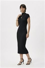 Modern Fit Sıfır Kol Yarım Balıkçı Yaka Triko Elbise