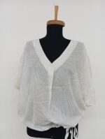 Kadın V Yaka Desenli Loose Fit İnce Bluz - Görsel 3
