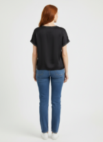 Kadın Kısa Kollu Siyah Saten T-Shirt - Görsel 2