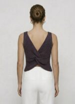 Twist Knot Detaylı Premium Kadın Triko Bluz – V Yaka Örgü Dokulu Şık Crop Tasarım - Görsel 5