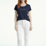 Kadın Yuvarlak Yaka Breeze Yazılı Kısa Kollu T-Shirt