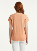 Kadın V Yakalı Kısa Kollu Rahat Kesim T-Shirt - Görsel 2