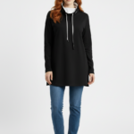 Kadın Siyah Yarım Balıkçı Yaka Sweatshirt