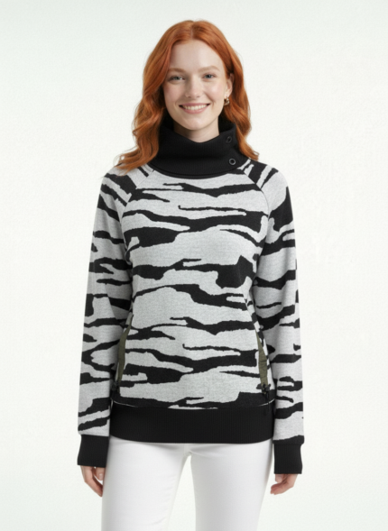 Kadın Kamuflaj Desenli Yarım Balıkçı Yaka Sweatshirt