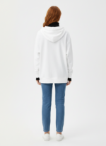 Kadın Beyaz Kapüşonlu Oversize Sweatshirt - Görsel 2