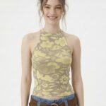 Kadın Fitilli Baskılı Halter Yaka Crop Bluz