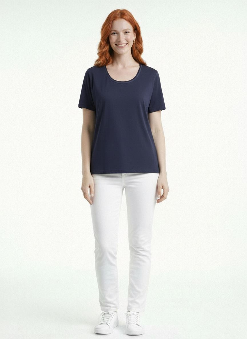 6a3e5ec5-d4e0-4c31-a738-8f5402dcd61d.jpg Kadın Lacivert Basic Yuvarlak Yaka Kısa Kollu T-Shirt - Görsel 1