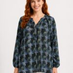 Kadın Desenli V Yaka Regular Fit Bluz