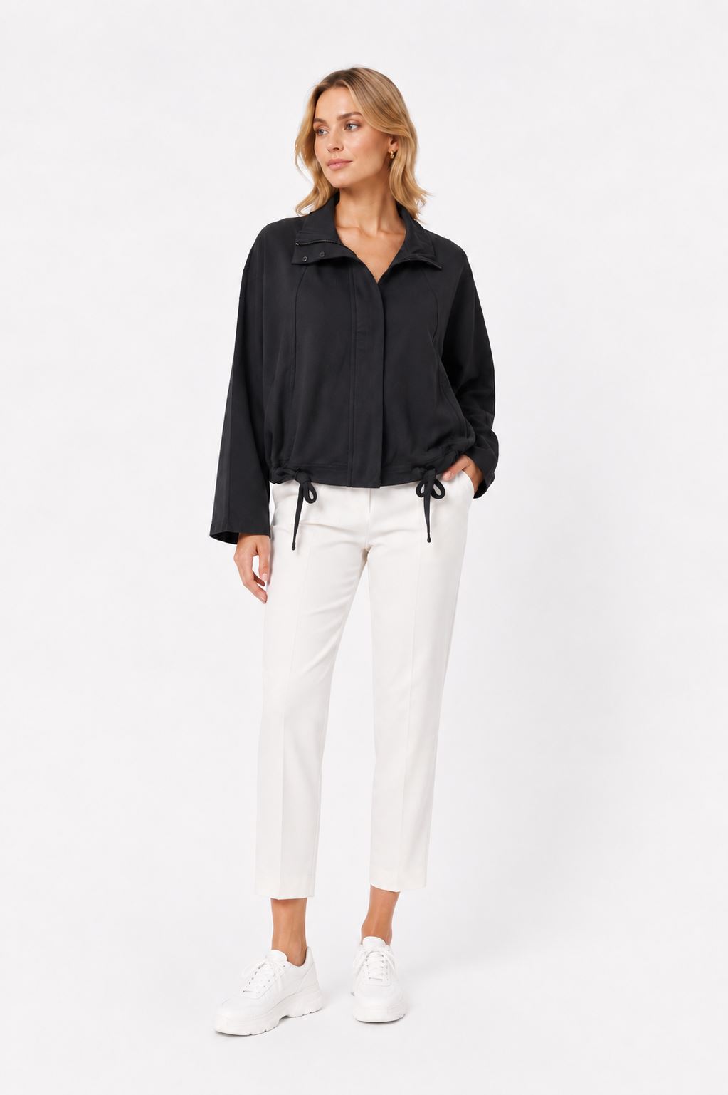 eb539859-6a25-4a48-9416-6cb6ac387aac.jpg Kadın Oversize Siyah Spor Hırka - Görsel 1