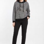 Neden Tekstil Kadın Ekoseli Kapüşonlu Rahat Kalıp Sweatshirt
