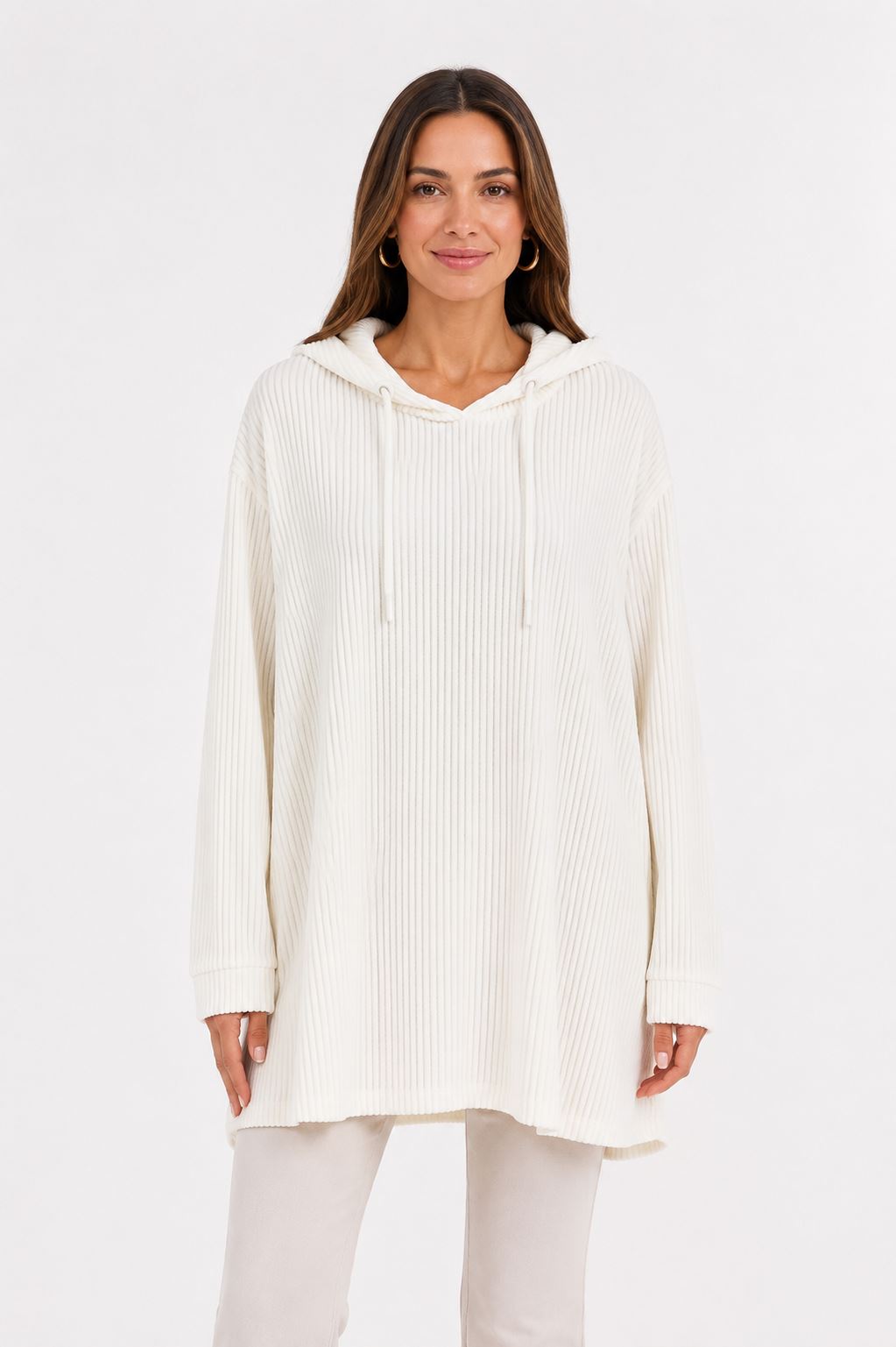 31da9084-d27b-41a3-853e-c2d9bec18510.jpg Neden Tekstil Kadın Beyaz Kapüşonlu Oversize Sweatshirt - Görsel 1
