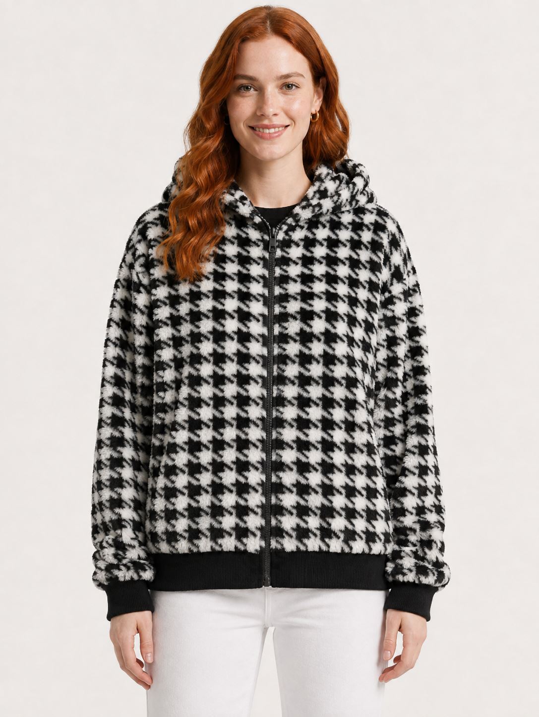 5fdf7e16-a0c9-453c-b75f-40fc380abfa8.jpg Neden Tekstil Kadın Kazayağı Desenli Kapüşonlu Fermuarlı Sweatshirt Ceket - Görsel 1