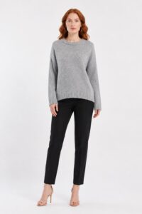 Neden Tekstil Kadın Gri Triko Oversize Yuvarlak Yaka Kazak