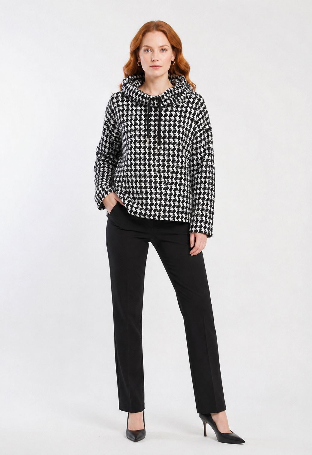 ad801bab-71a3-4cd4-a7ae-7690c17618d7.jpg Neden Tekstil Kadın Kazayağı Desenli Kapüşonlu Sweatshirt - Görsel 1